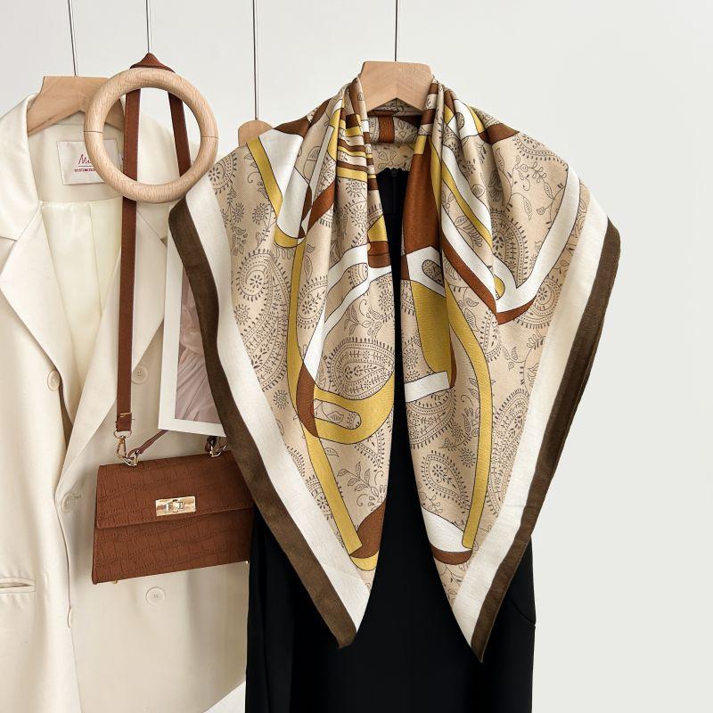 Autumn And Winter White Flower Print Fresh And Elegant 90 Square Scarf Herringbone Shawl Soft Skin-Friendly Warm Scarf