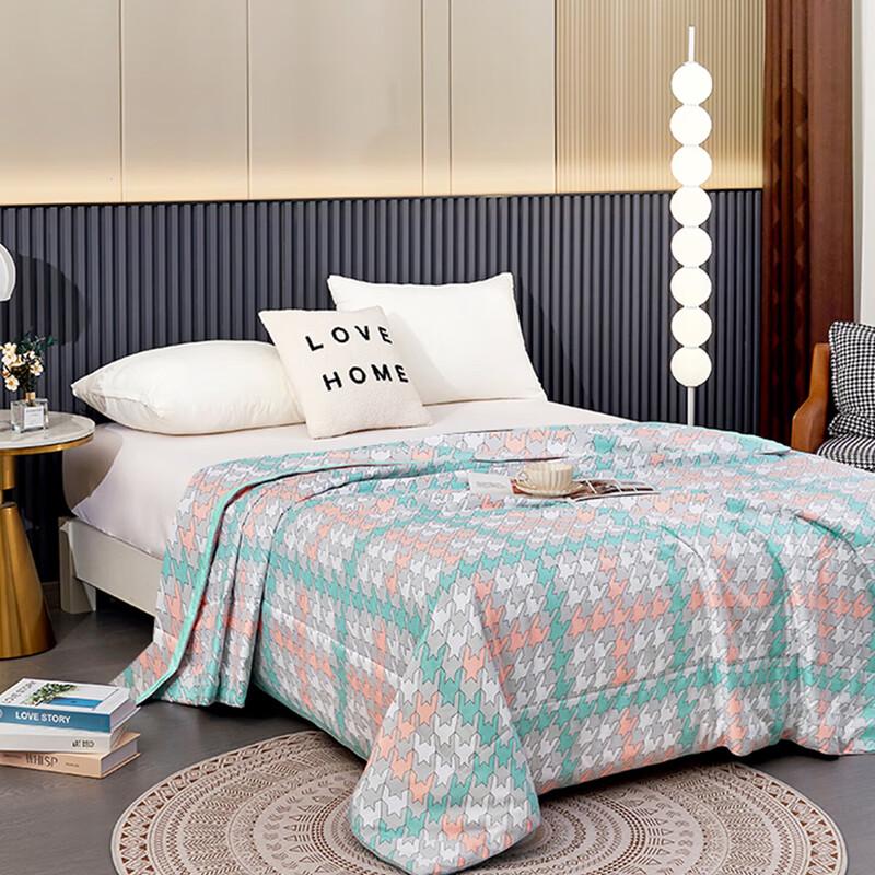 Grace Premium Houndstooth Polyester Quilt