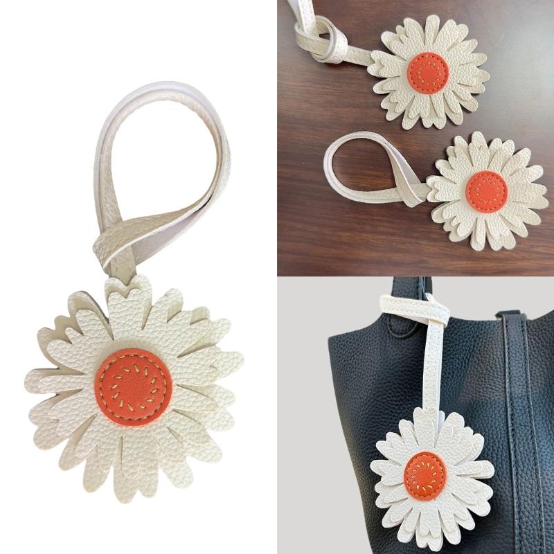 Handmade Daisy Keychain for Bags And Keys Crafted from PU Leather With Sturdy Designs