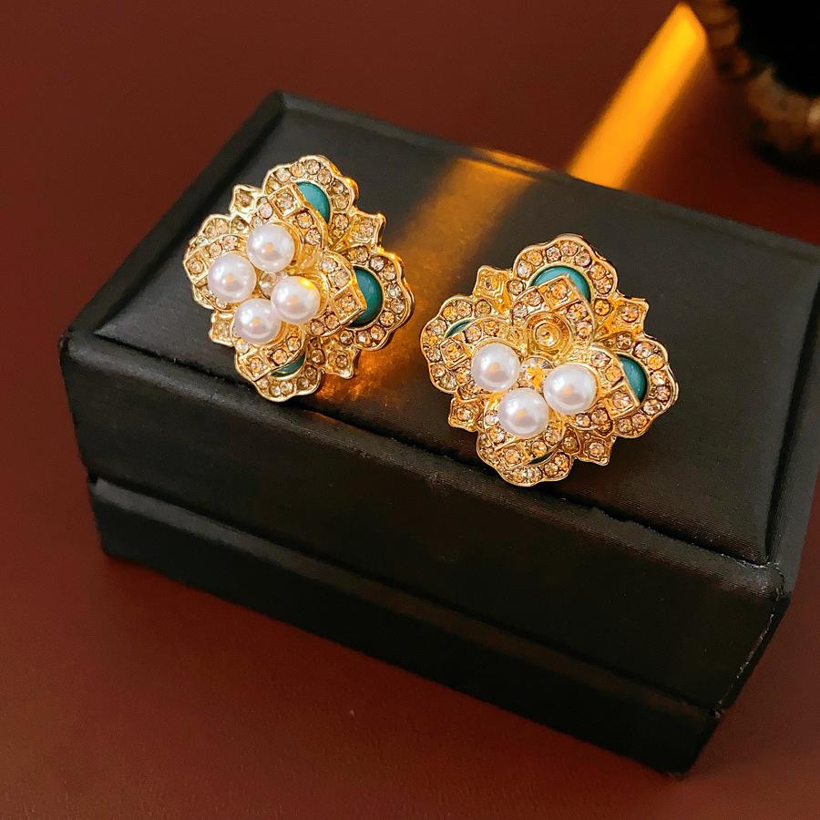 Cercei Medievali Vintage Argintiu Ac Picurând Ulei Romb Cercei Retro Stil Curte Cercei Exquiși Cercei Lux Light High-end