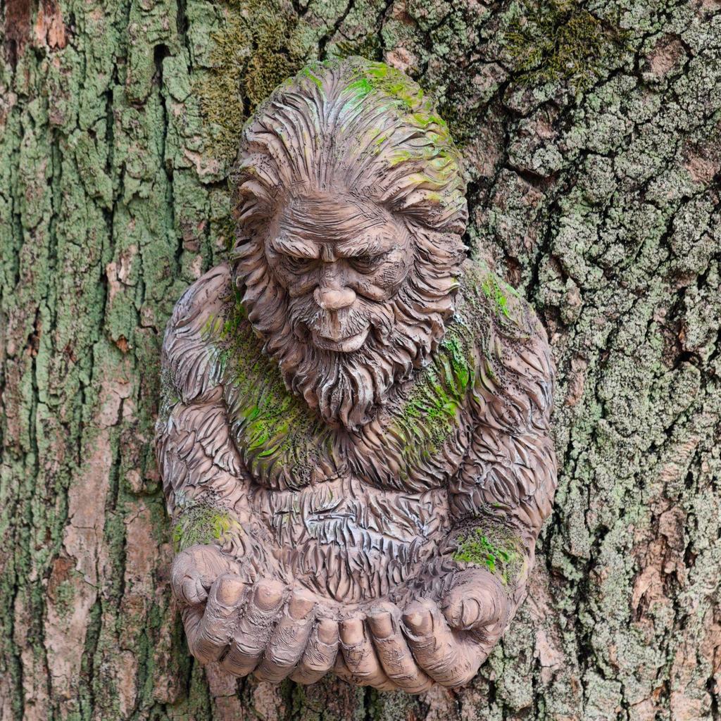 Bigfoot Treant Resin Bird Feeder for Outdoor Courtyard