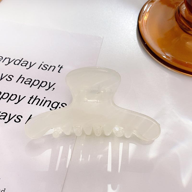 No Fashionable Slip Hair Clips For Women Featuring Colorful Acetate Designs For Every Occasion