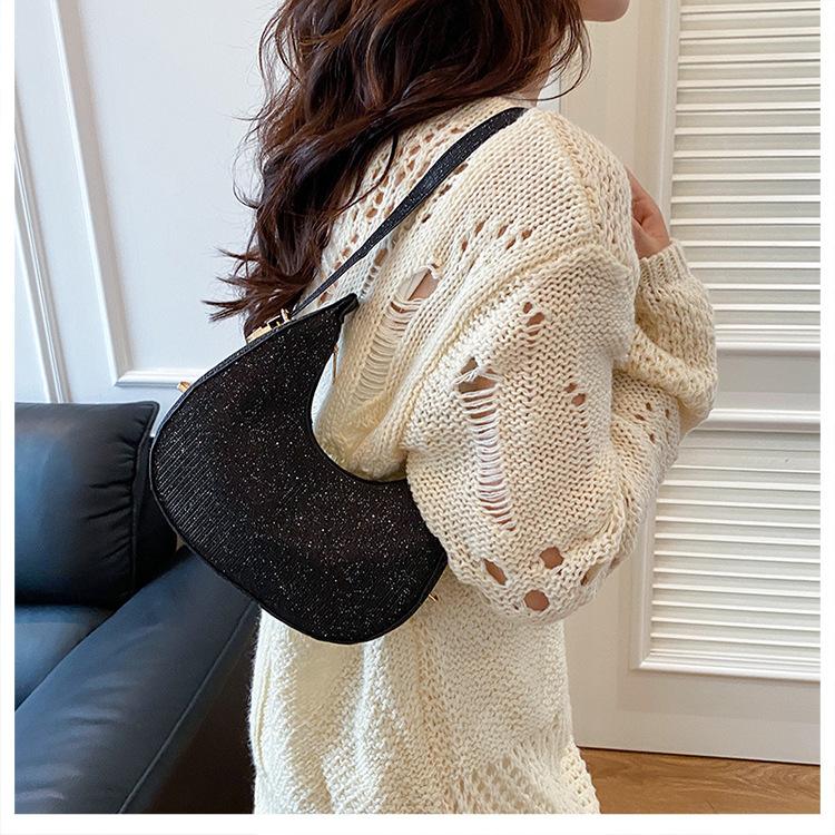 Today's popular women's bags, autumn sequins, underarm bags, fashionable and simple crescent moon dumpling bags, versatile shoulder bags