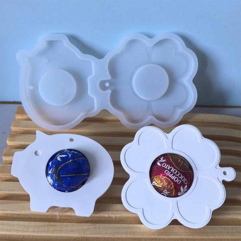 Pendants Silicone Mold Keychains Resin Mold Four Leaf Clovers Epoxy Mold for Casting Chocolate Holders Home Decors