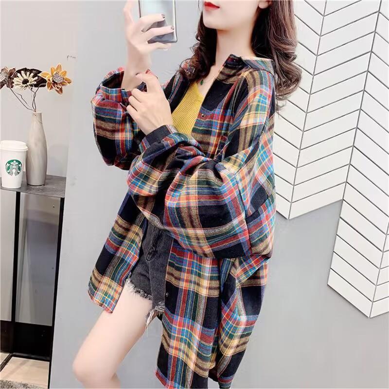Plaid shirt women's retro Hong Kong flavor new 1116 spring and autumn long-sleeved medium and long loose design long-sleeved shirt