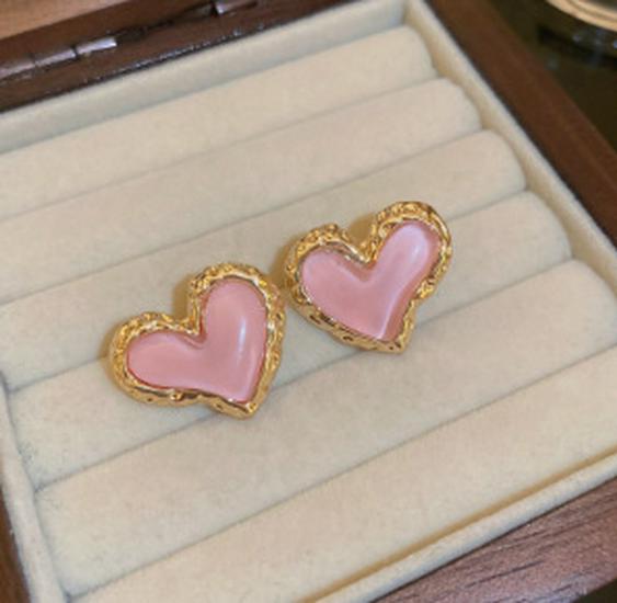 Silver Needle Pink Cubic Zirconia Flower Stud Earrings – Elegant & Delicate Accessories for Women.