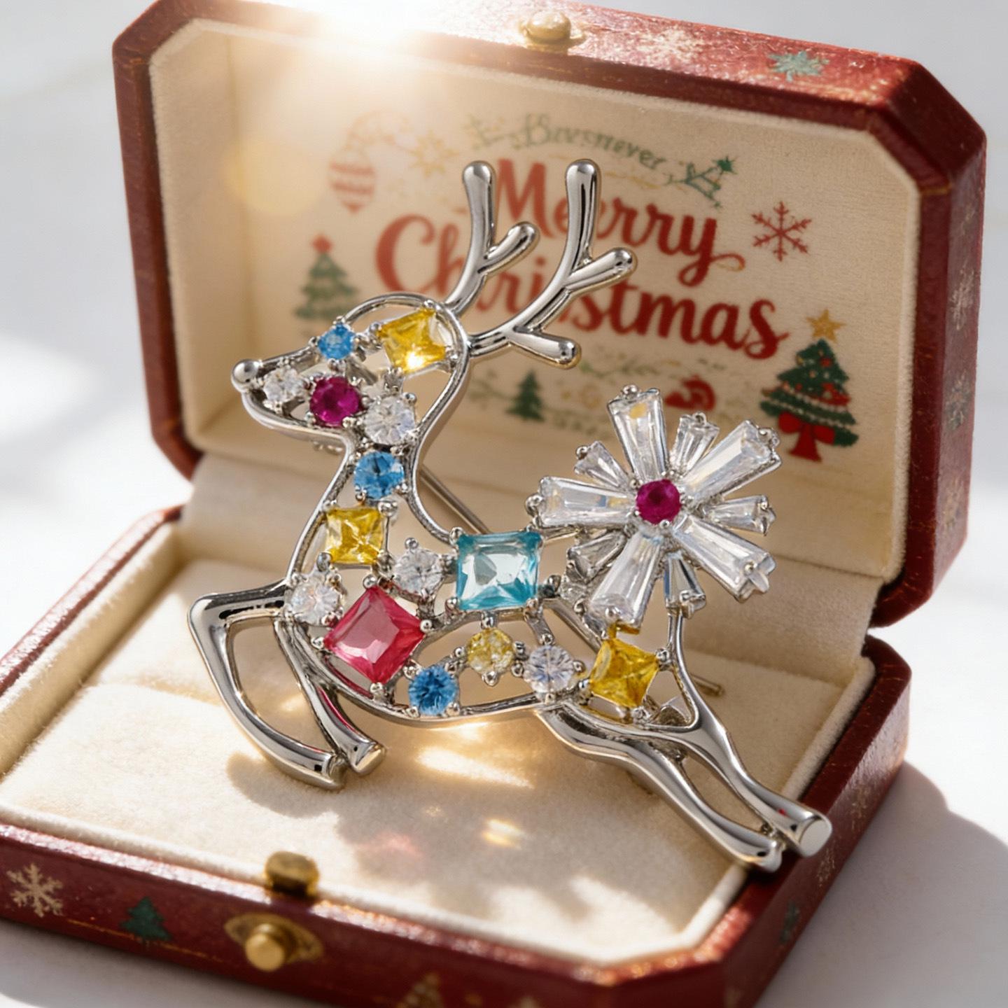 Bo Xin Yun Silver Snowflake Deer Brooch: Elegant Winter Accessory & Christmas Gift