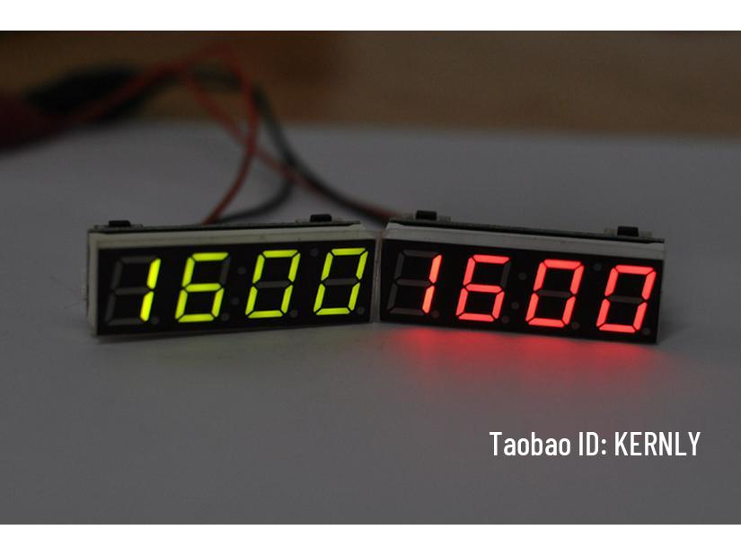 LED digitální hodiny do auta s ukazatelem teploty