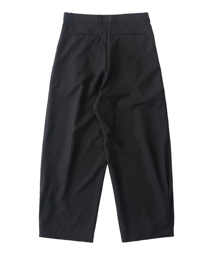 ANALOG MOOD Stp Balloon Pintuck Slacks (Black)