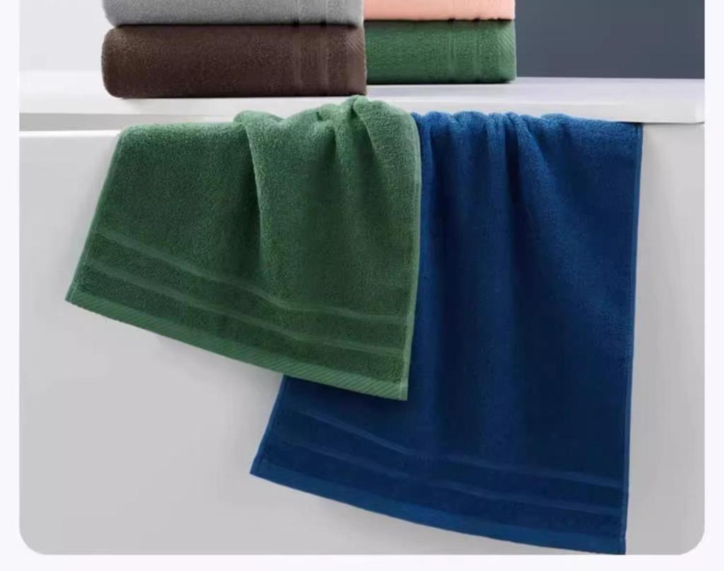 Soft, Lint-Free Large Pure Cotton Towel for Adults - Highly Absorbent and Thickened