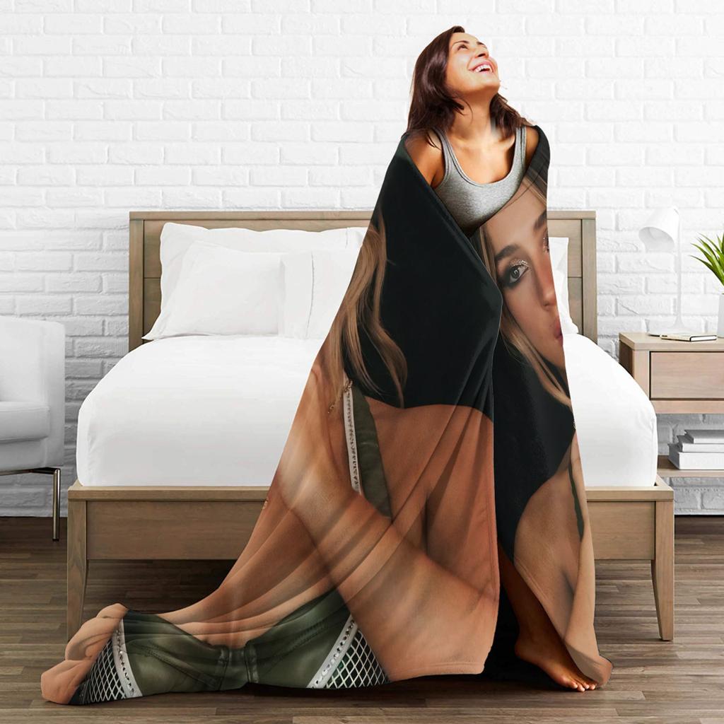 Miss Possessive Tour Tate McRae Flannel Blankets Winter Soft Throw Blanket for Child Living Room Funny Bedspread Bed Cover
