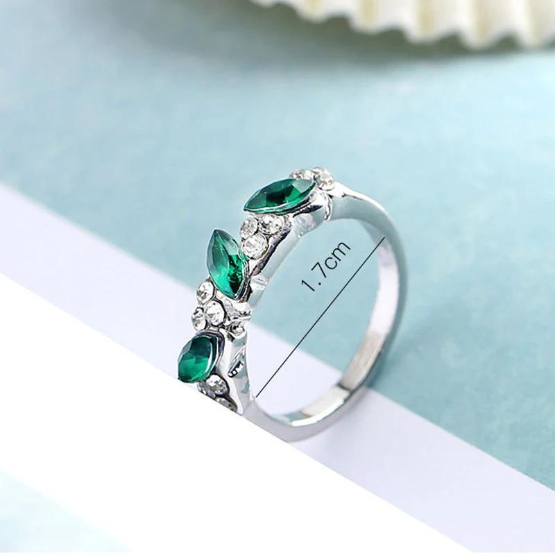 Created Emerald Rings for Women New Classic Jewelry Wedding Engagement Ring Rhinestone Fine Jewelry Gift Girls Stylish Chic Ring