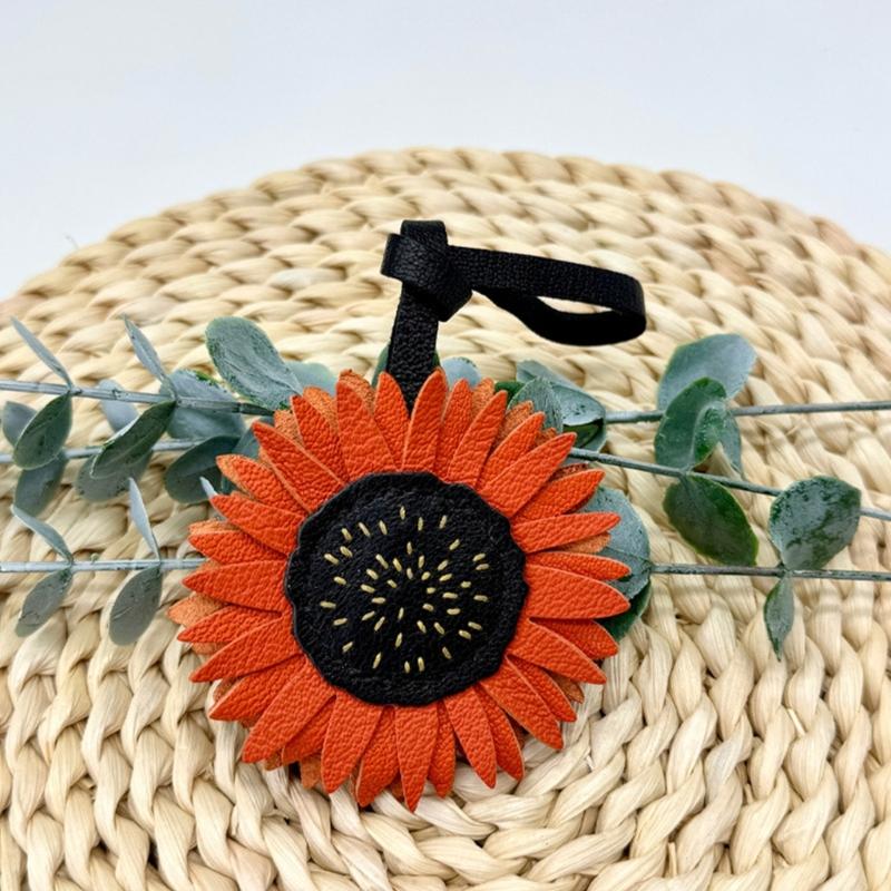 Stylish PU Leather Sunflower Key Holder Versatile Bag Charm Decoration Unisex Keychain Fashion Accessory