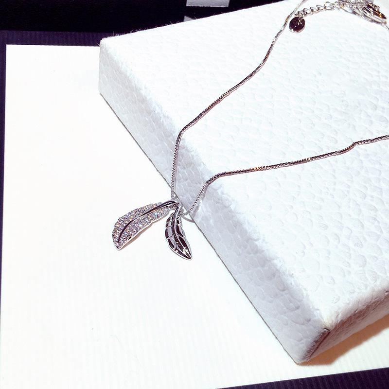 

Модное японское и корейское модное изысканное простое ожерелье с бриллиантовыми листьями и ключицей, короткое ожерелье