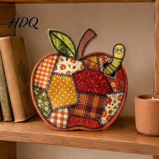 Warm Color Table Ornaments Wooden Autumn Harvest Patchwork Ornament for Decoration Retro Decorative Mason Jars Festival Ornament Lightweight