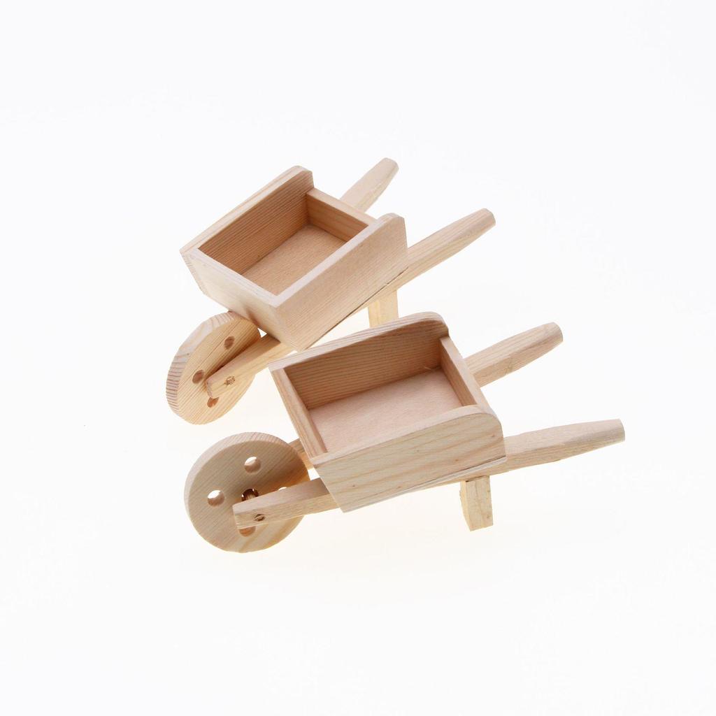 Dollhouse Solid Wood Miniature Cart: Outdoor Courtyard Decoration Prop