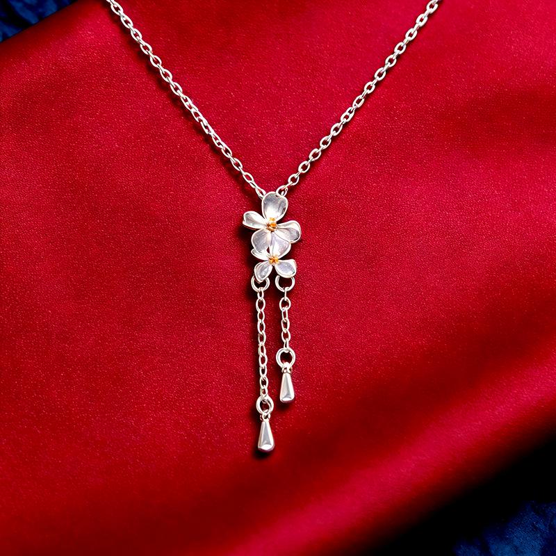 

Цветочный necklace из стерлингового серебра для женщин - Новый китайский стиль, Элегантный кулон на ключицу, Идеальный подарок для девушки White Copper Thick Silver Plated