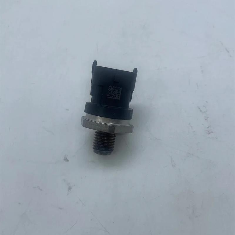 In Stock 0281002909 Fuel Rail Pressure Sensor 0281002867 3140127000 For HHYUNDAI Tucson KIA FFIAT DUCATO BMMW Original