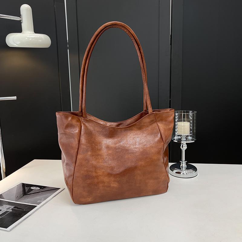 Retro style trend tote bag college students class commute armpit bag 2025 new shoulder handheld women's bag