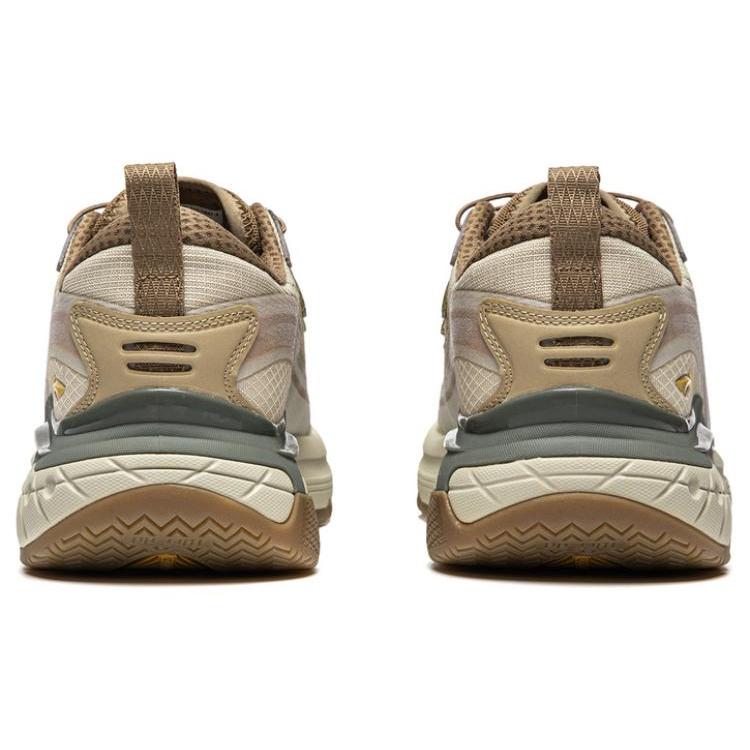 Li Ning Star Path Cushioning, Wear Resistant Low top Basketball Shoes Men's Umber White AGLT047-3
