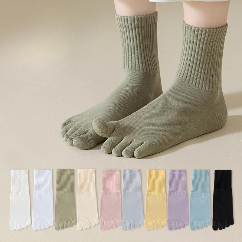 Women's Spring Five-finger Socks, Solid Color Sweat-absorbing Mid-calf Cotton Socks, Boneless Sewn Anti-pilling Toe Separation Socks