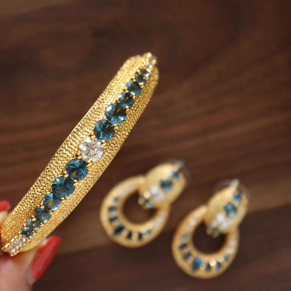 Vintage Rhinestone Earrings Women Elegant Luxury Matte Bracelet Jewelry Set Retro Style Fashion Accessories