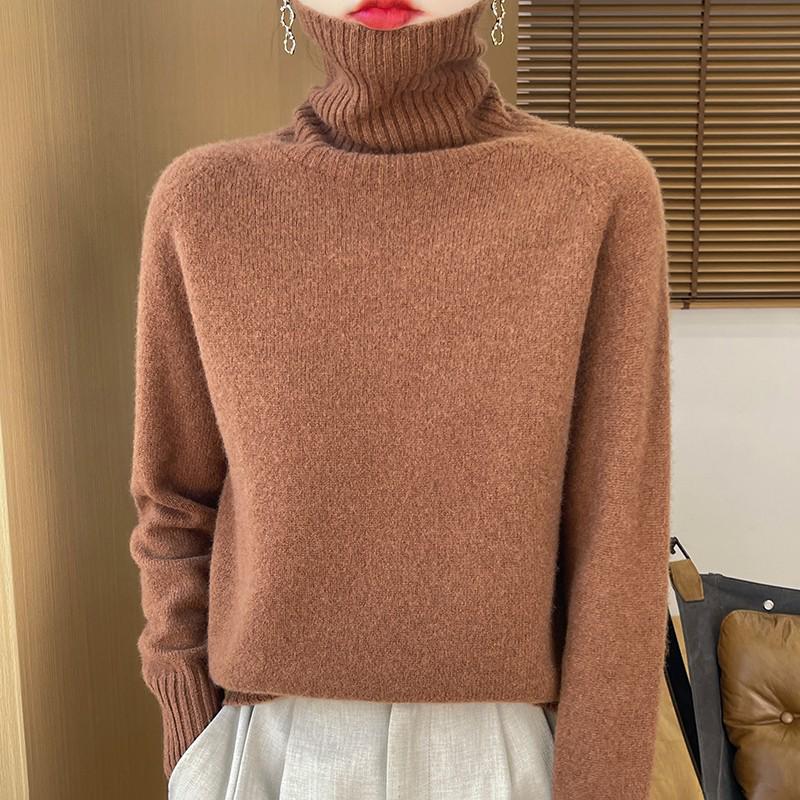 Women's Pure Wool High-Neck Sweater: Solid Color, Loose Fit, Thickened Base Layer, Autumn/Winter Collection