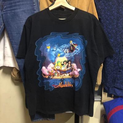 Tops – T-Shirts