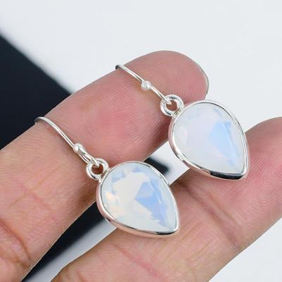 Orecchini in Pietra Opale Lattigena Naturale, Orecchino in Argento Sterling 925, Orecchini Pendenti Boho in Argento Fatti a Mano, Regali da Indossare per Feste