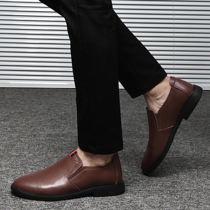 Men's Casual Cowhide Slip-on Loafers - Spring and Autumn Leather Shoes, Large Size Lazy Fit