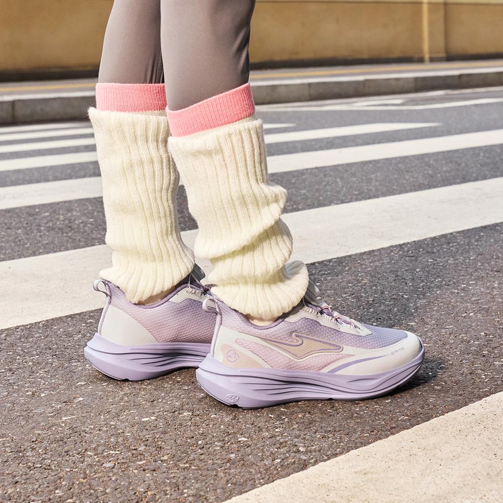 Hongxing Erke Childrens Running Shoes With Magic Rotation Technology And Gradient Logo Kids sneaker Mist-Purple Pink Crystal-White 65125303049-706