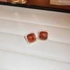 Love oval geometric earrings Maillard fashion high-end stud earrings niche temperament light luxury earrings