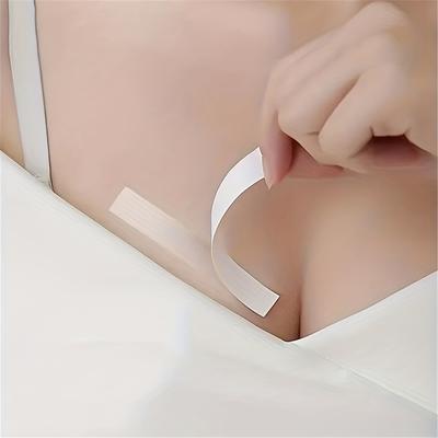 Lot de 36 rubans adhésifs double face transparents pour vêtements et corps, adhésifs puissants et transparents, adaptés à tous les types de peau et de tissus.