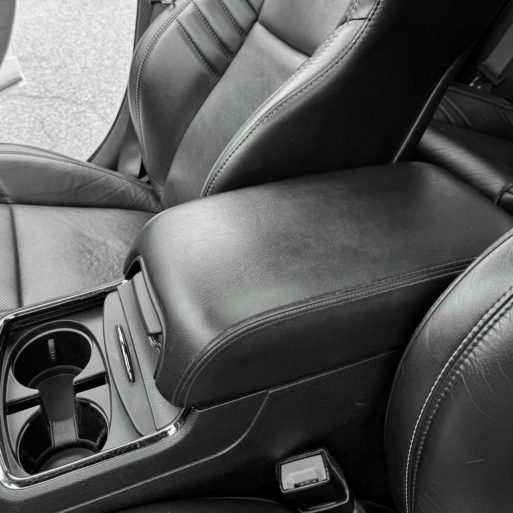Car Center Console Armrest Cover Lid Arm Rest Pad Leather Auto Accessories Waterproof For Dodge Charger Chrysler 300 2011-2022