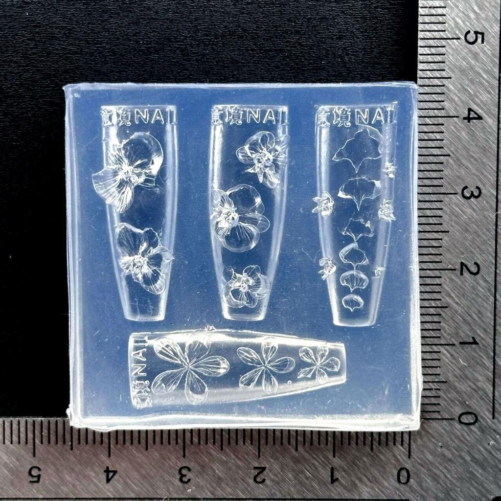 3D Silikon Blume Nagelform Wiederverwendbare Blütenblatt Schablone DIY Nagelkunst Dekorationen Maniküre Werkzeug