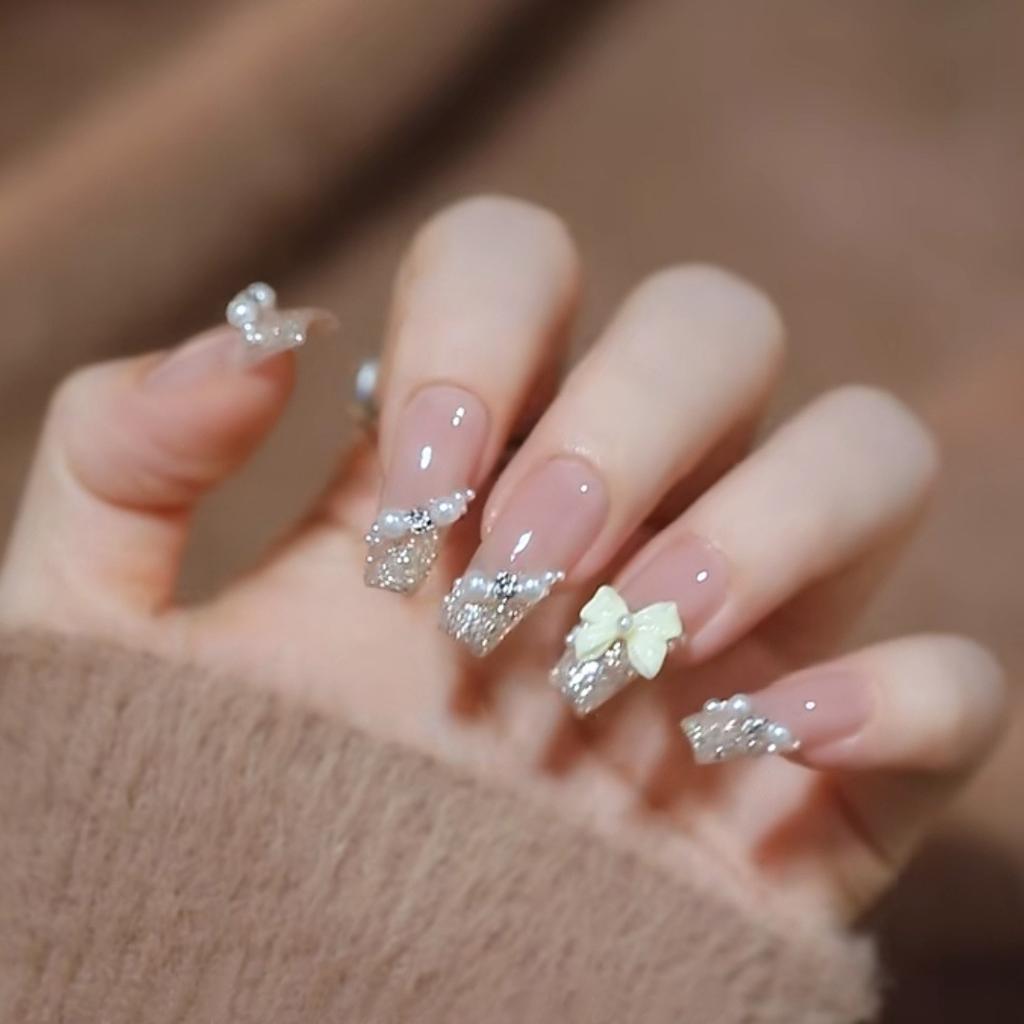 24 Pcs French Press On Nails Silver Glitter Fake Nails Simple Artificial Nail Tips