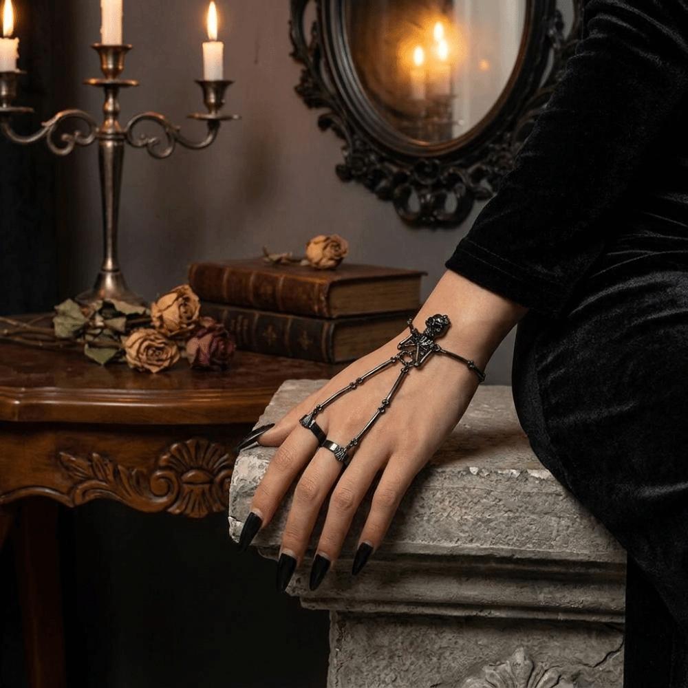 Zinc Zinc Alloy Material Skull Skeleton Hand Chain Retro Style Goth Punk Jewelry  Halloween Accessories
