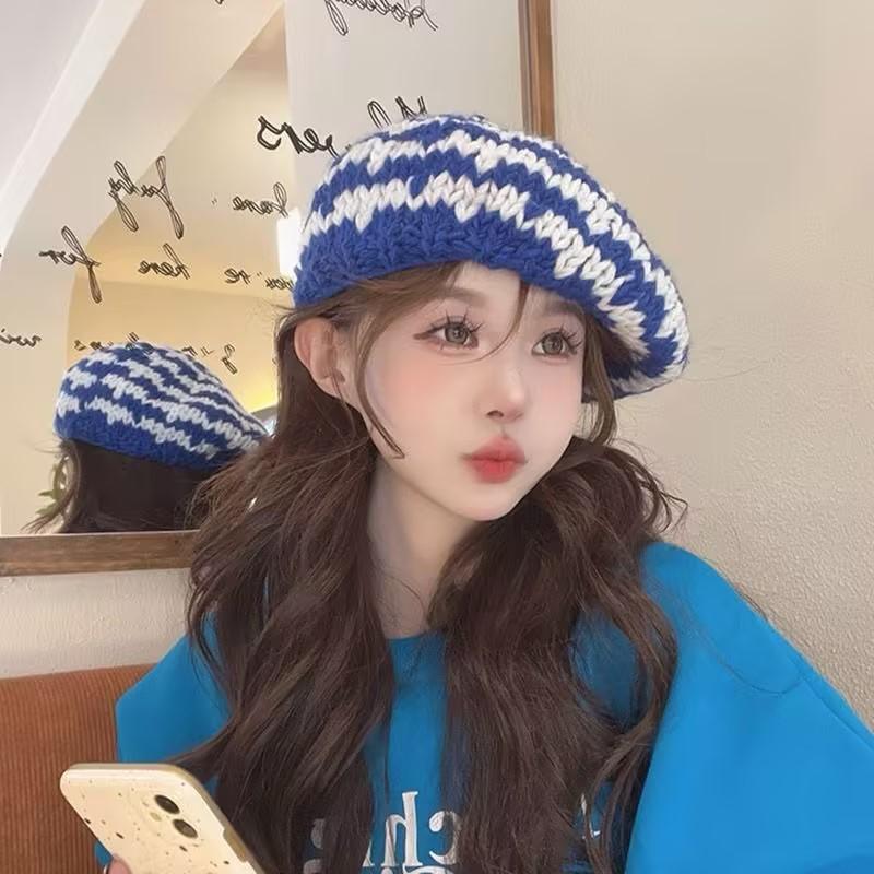 Retro contrasting stripes thick knitted beret women's autumn and winter versatile wool painter hat children's parent-child warm hat