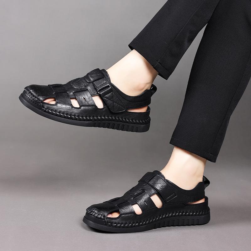 Fashion Leather Sandal for Men Round Toe Light Comfortable Mens Sport Sandals Trendy All Match Breathable Non Slip Beach Shoes
