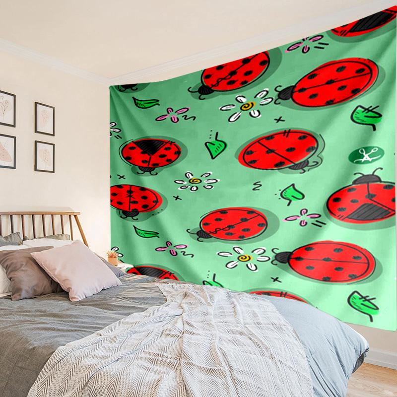 Ladybug Love Heart Pattern Tapestry Room Decoration Wall Hanging for Living Room Bedroom, Dormitory, Birthday and Christmas Gifts