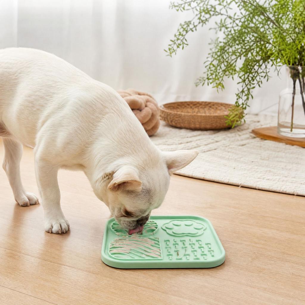 Creative Square Pet Licking for Cats and Dogs, Interactive Lick Pad for Treats and Food