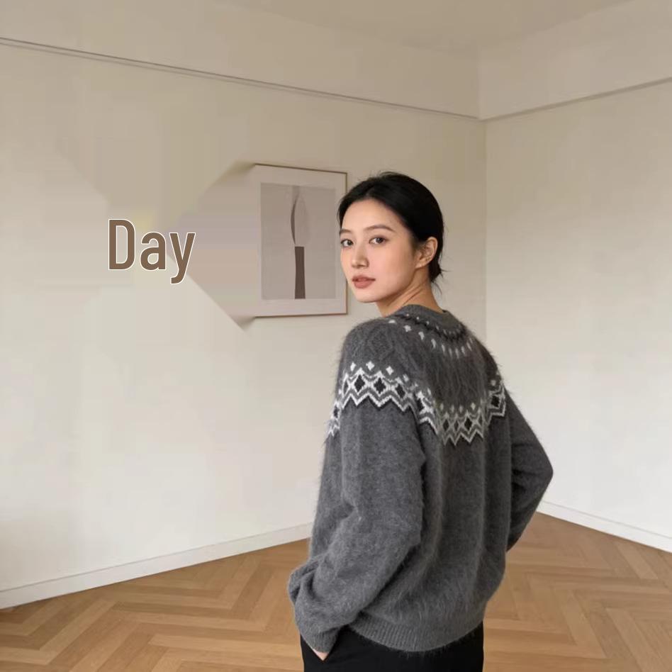 Women's Retro Fair Isle Cashmere Wool Sweater - Loose, Fashion-Forward, Heavyweight Knit in Lazy Style