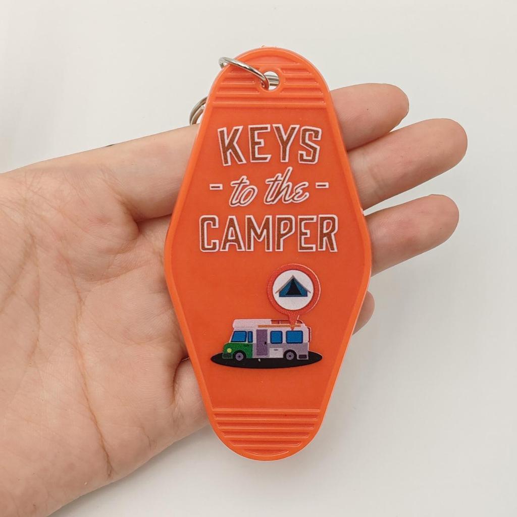 Vintage Acrylic Motel Room Keychain: Retro & Durable Design
