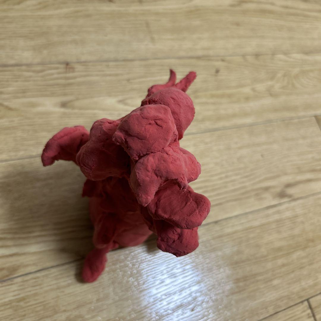 

[USED] Red clay figure