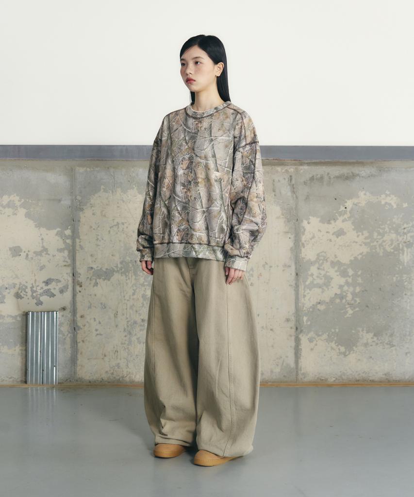 Eonyujeulaeb Tree Graphic Long Sleeve [Beige]