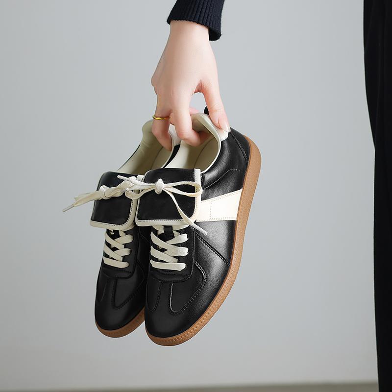 Fashion New Lace Up Sneakers Genuine Leather Splicing Flat Shoes Black Red Silver Ladies Casual Beading Flats Womens Round Toe Footwear