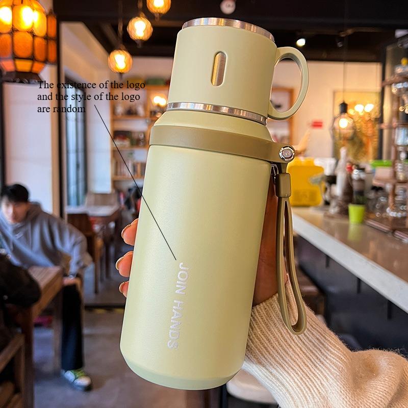 

Термостакан из нержавеющей стали - Премиальная вакуумно-изолированная бутылка для воды с крышкой - Стильная термокружка для чая/кофе 600ML