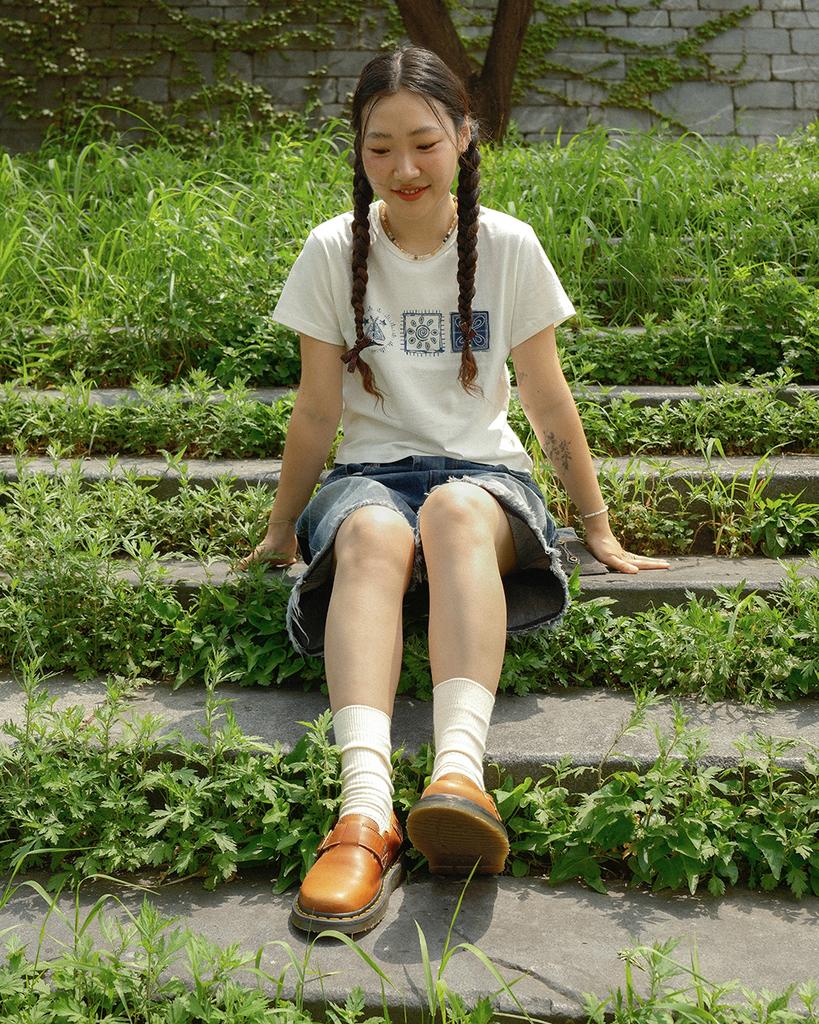 Kalagteo (W) Stamp Crop Half T-Shirts / Off White