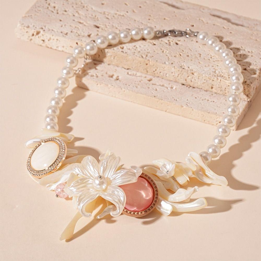 Resin Beach Necklace Jewelry Petal Pearl Beaded Choker Fashion Iris Flower Pendant Necklace  Gift