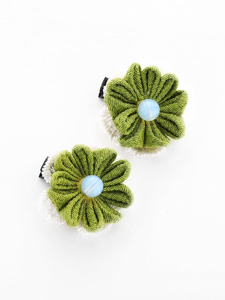 Hair Accessory Set with Artificial and Leaves for Entrance Kindergarten Kindergarten Entrance 2-Piece Tsumami-Zaiku Flowers, Butterflies, Graduation,